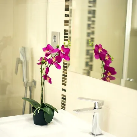 Apartment Monko - La Nogalera, Luxury & Comfort